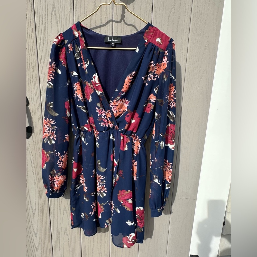 Lulu's Navy Floral Mini Dress- medium- flowy - medium
